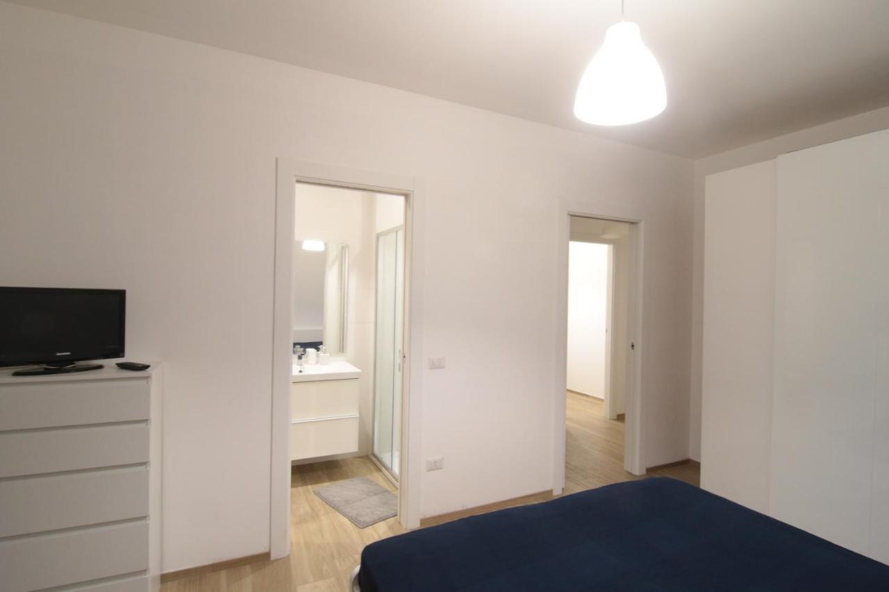 Central Modern Apartment Bari Exterior foto